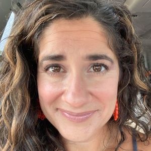 Meet your Posher, Julia